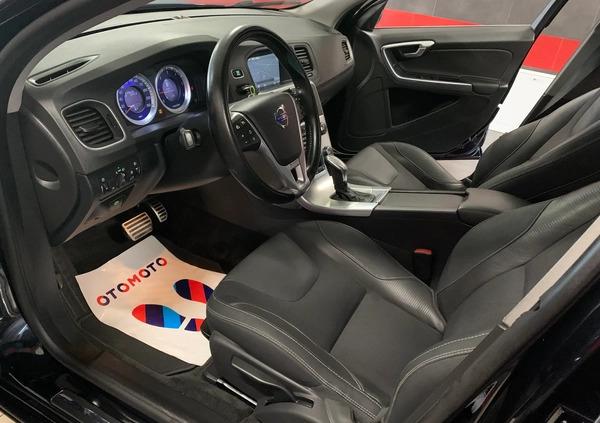 Volvo V60 cena 34900 przebieg: 249000, rok produkcji 2012 z Opalenica małe 191